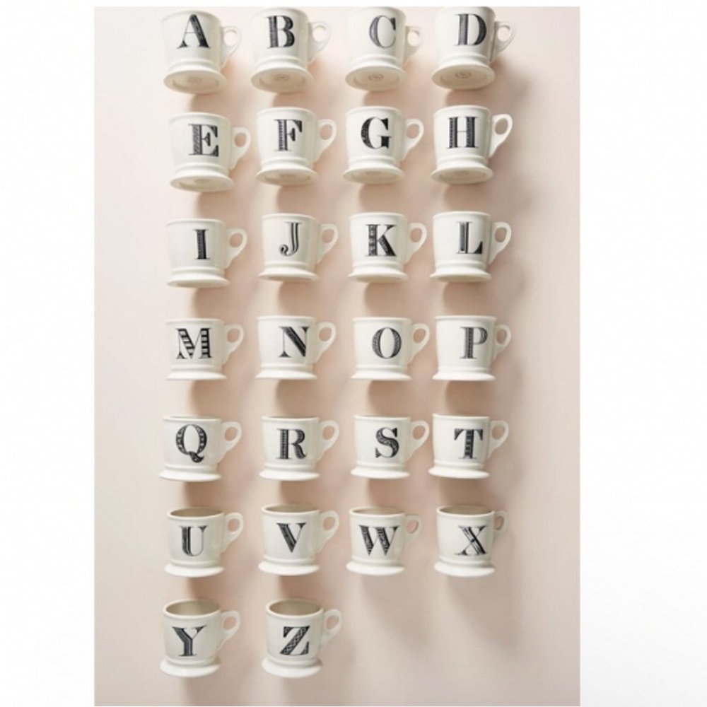 ANTHROPOLOGIE “I” Monogrammed Letter Ceramic Black/ Off White Coffee Mug